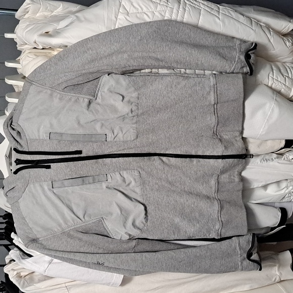 Isaora Hoodie Size Large Grey - Picture 1 of 7